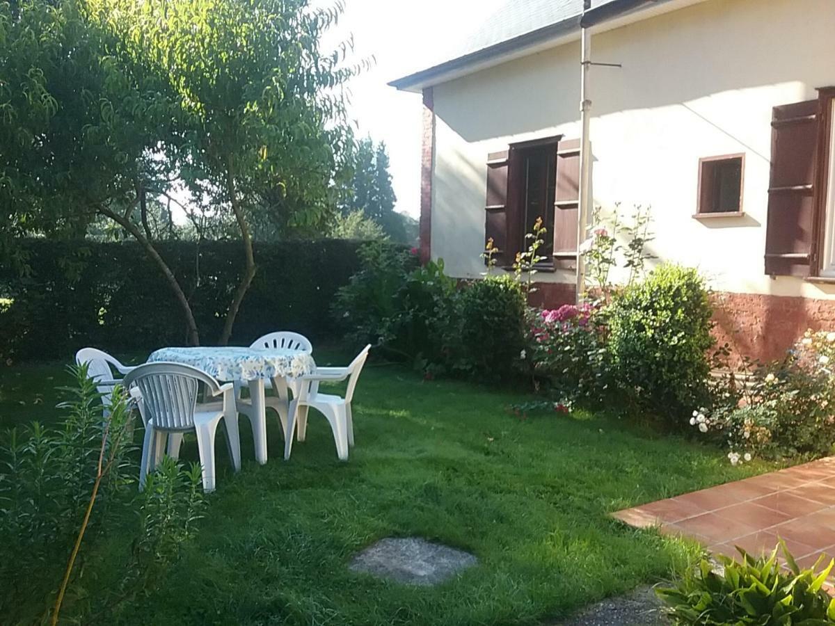 Gite A La Ferme Villeroy  Экстерьер фото