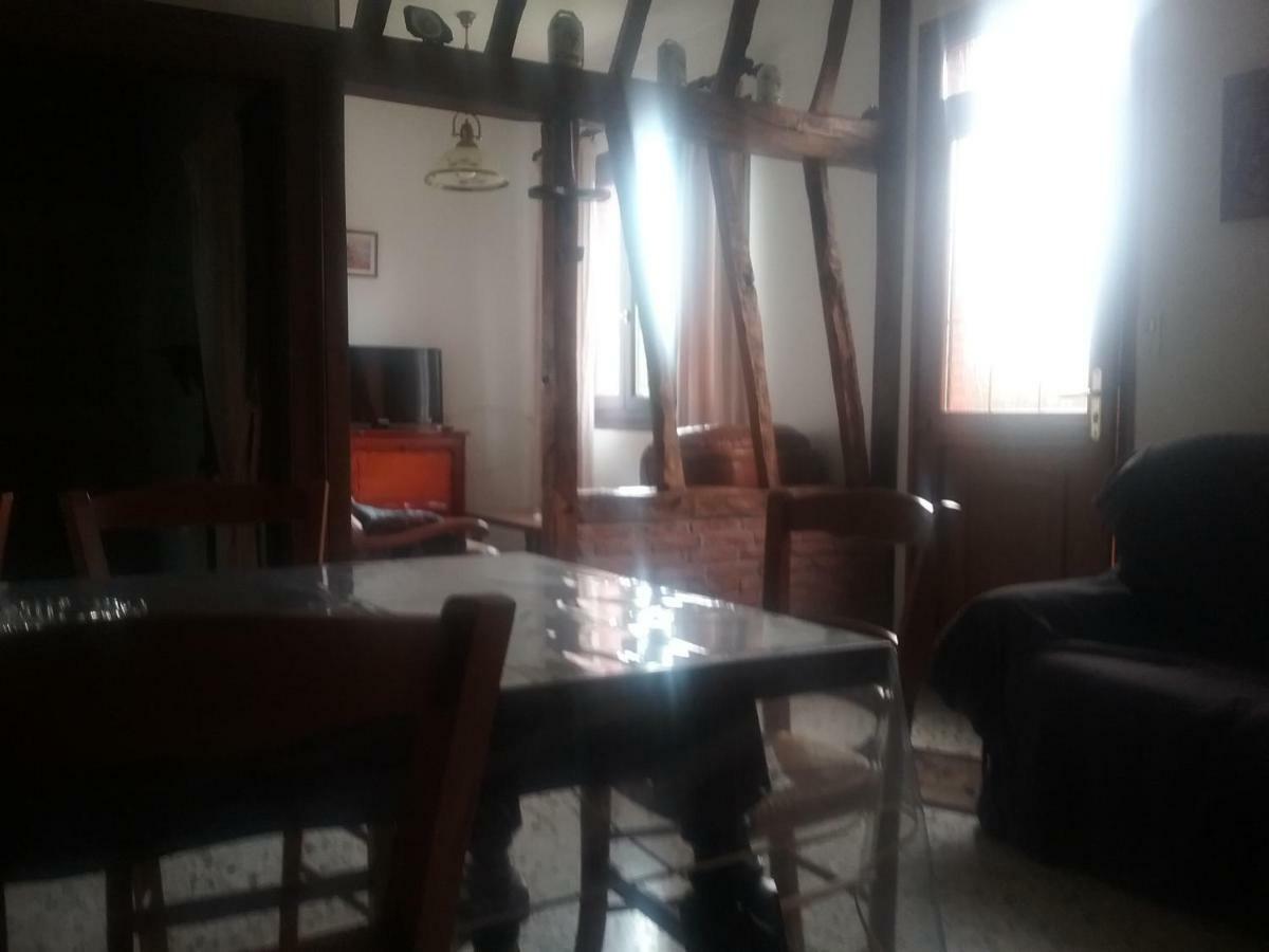 Gite A La Ferme Villeroy  Экстерьер фото